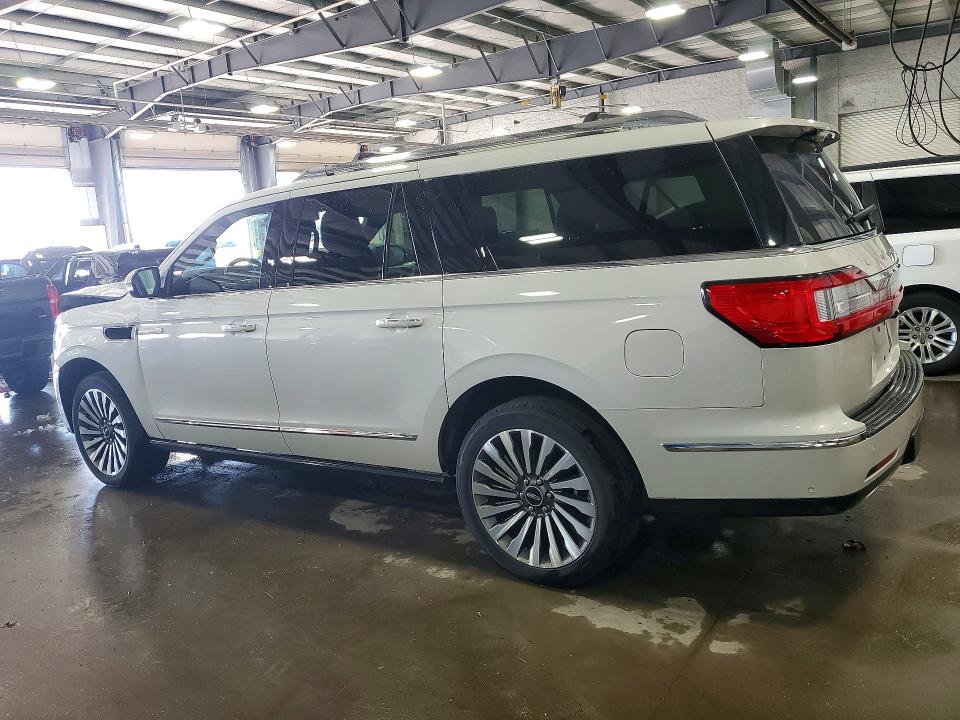 Photo 2 from auction – 2021 LINCOLN NAVIGATOR with VIN 5LMJJ3LTXMEL01174