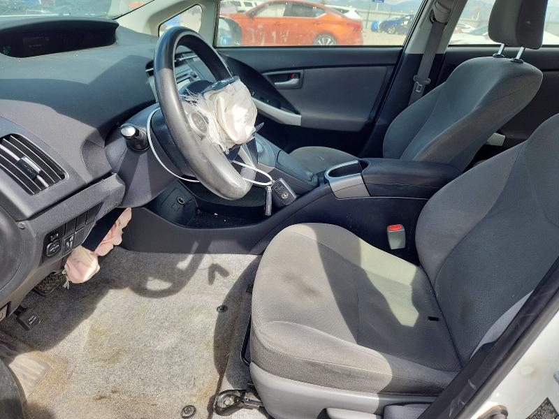 Photo 7 from auction – 2014 TOYOTA PRIUS with VIN JTDKN3DU0E1831010