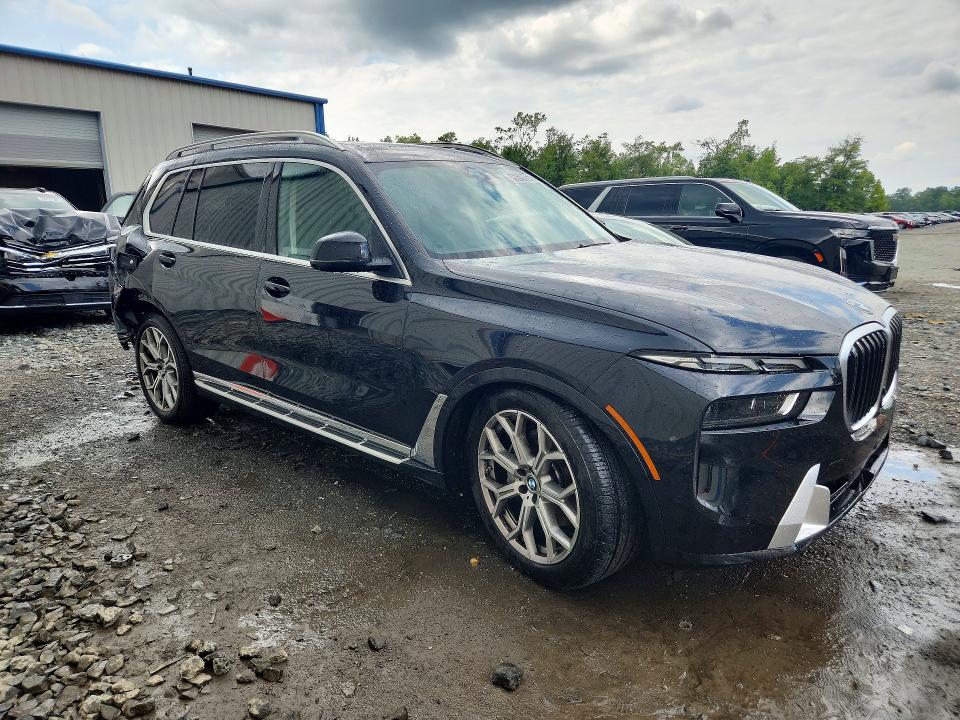 صورة رقم 4 من المزاد - 2027 BMW X7 مع VIN 5UX23EM02V9514442