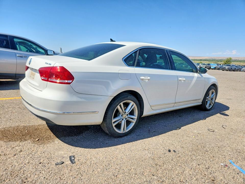 Photo 3 from auction – 2012 VOLKSWAGEN PASSAT with VIN 1VWBN7A33CC060723