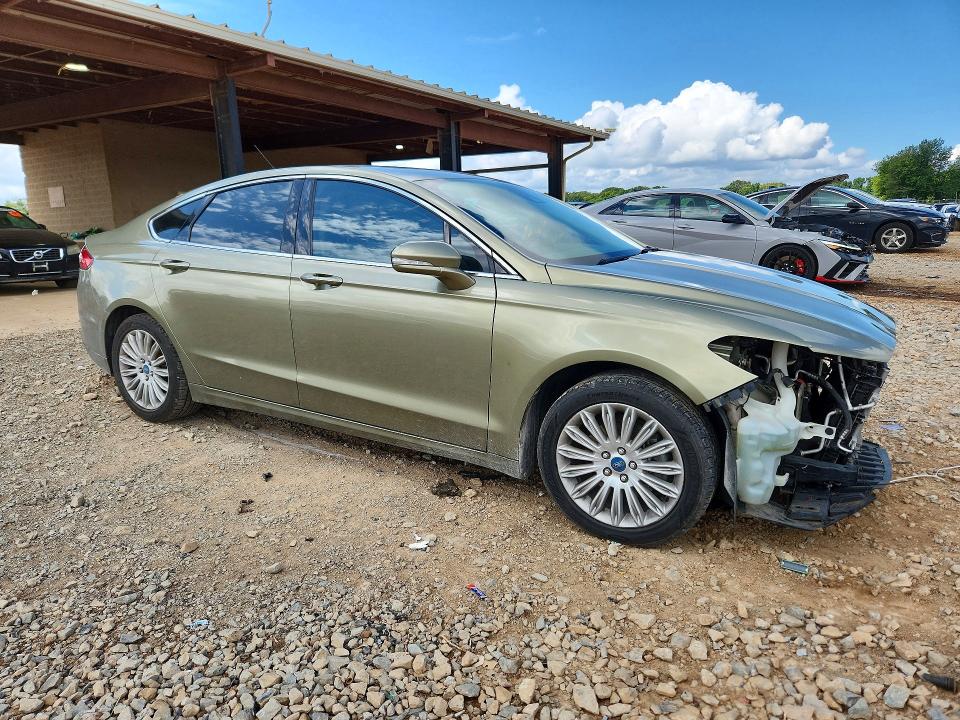 Photo 4 from auction – 2013 FORD FUSION with VIN 3FA6P0LU8DR163978