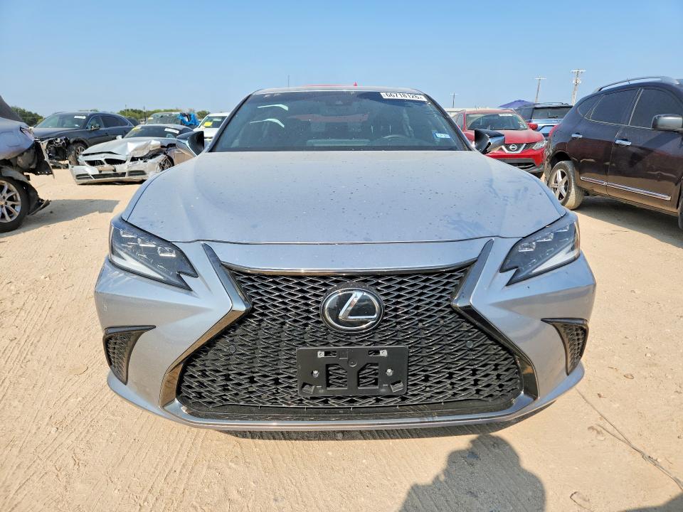 Photo 5 from auction – 2022 LEXUS ES with VIN 58AJZ1B13NU128047