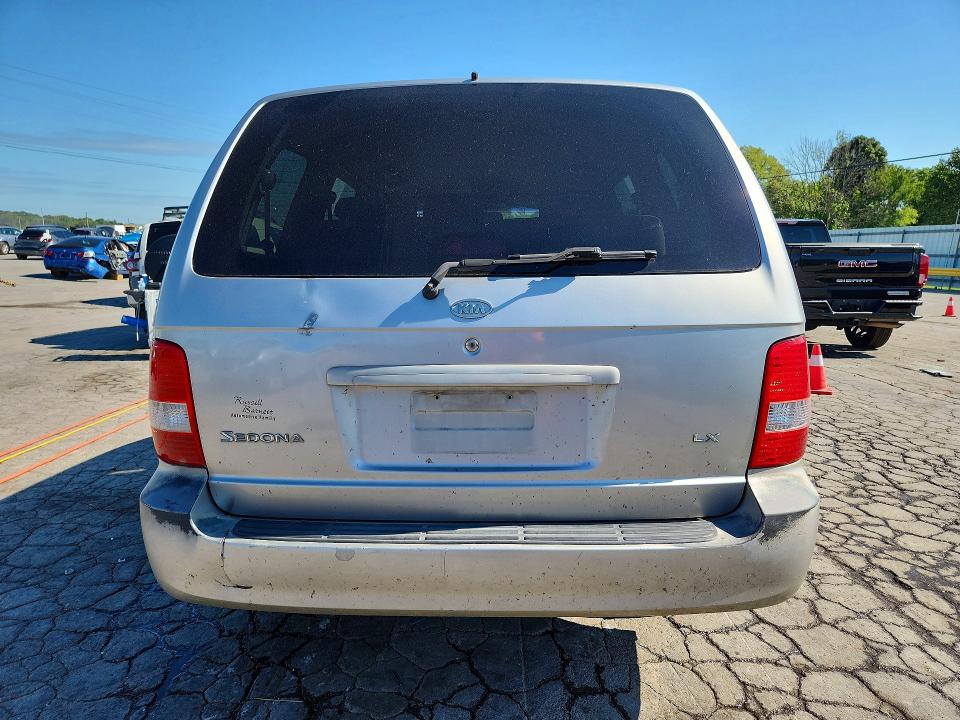 Photo 6 from auction – 2005 KIA SEDONA with VIN KNDUP132356711955