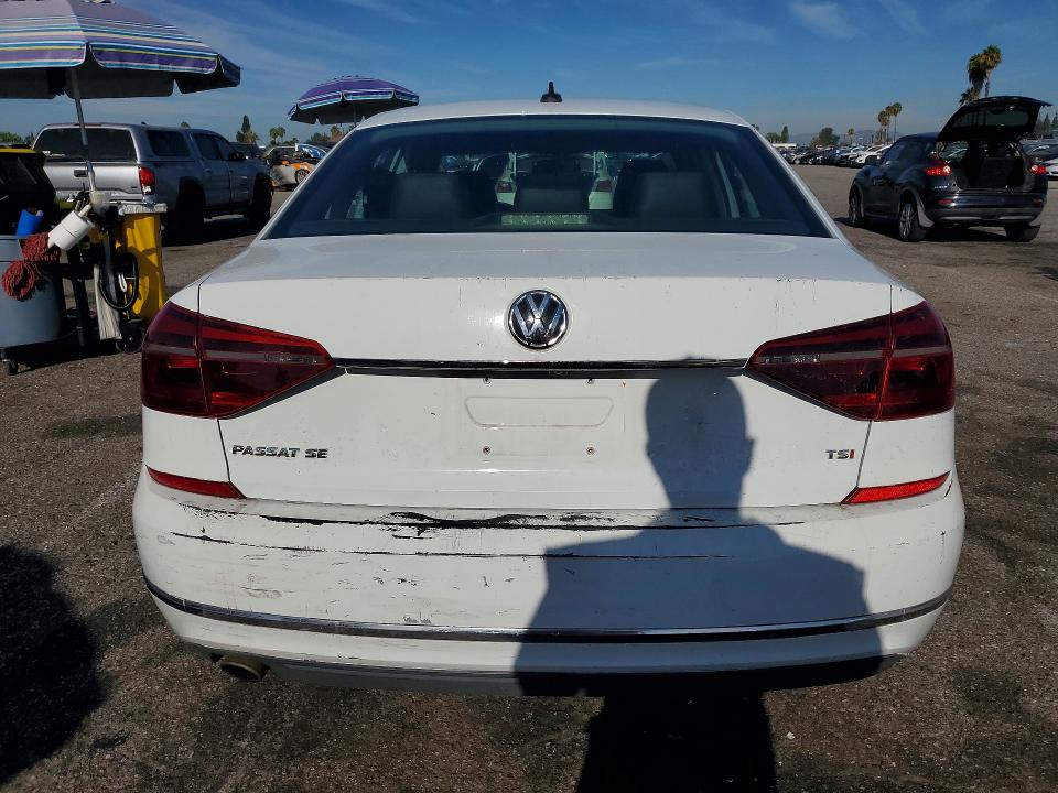 Photo 6 from auction – 2017 VOLKSWAGEN PASSAT with VIN 1VWBT7A34HC010541