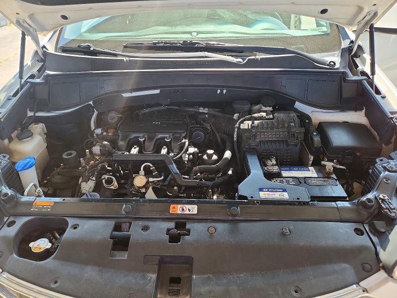 Photo 11 from auction – 2016 HYUNDAI SANTA FE with VIN KM8SM4HF9GU154394