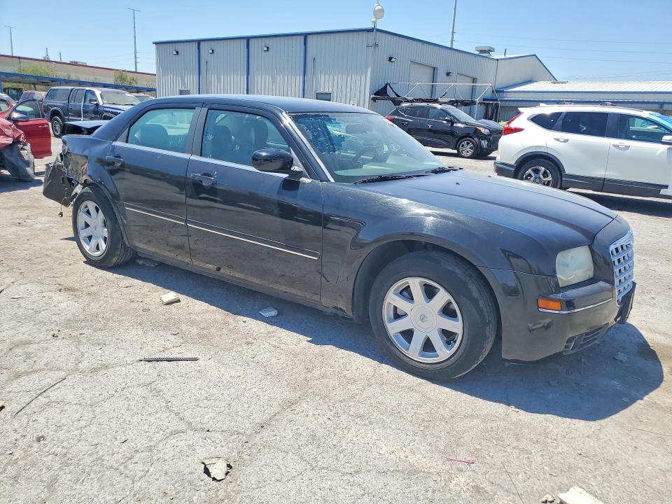 Photo 4 from auction – 2005 CHRYSLER 300 with VIN 2C3JA53G55H630191