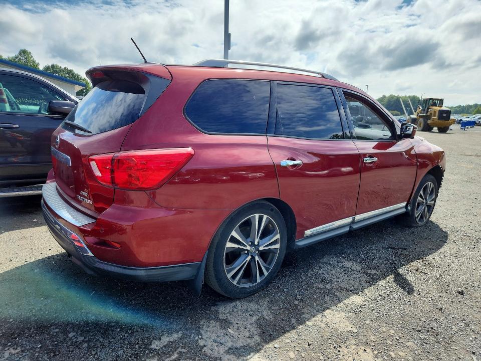 Photo 3 from auction – 2017 NISSAN PATHFINDER with VIN 5N1DR2MM6HC628344