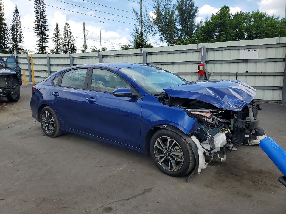 Снимка 4 от търг – 2024 KIA FORTE с VIN 3KPF24AD9RE805464