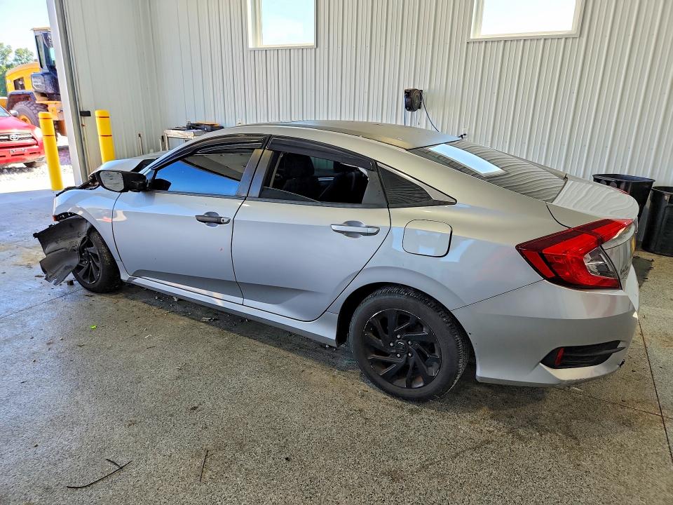 Photo 2 from auction – 2016 HONDA CIVIC with VIN 2HGFC2F71GH571053