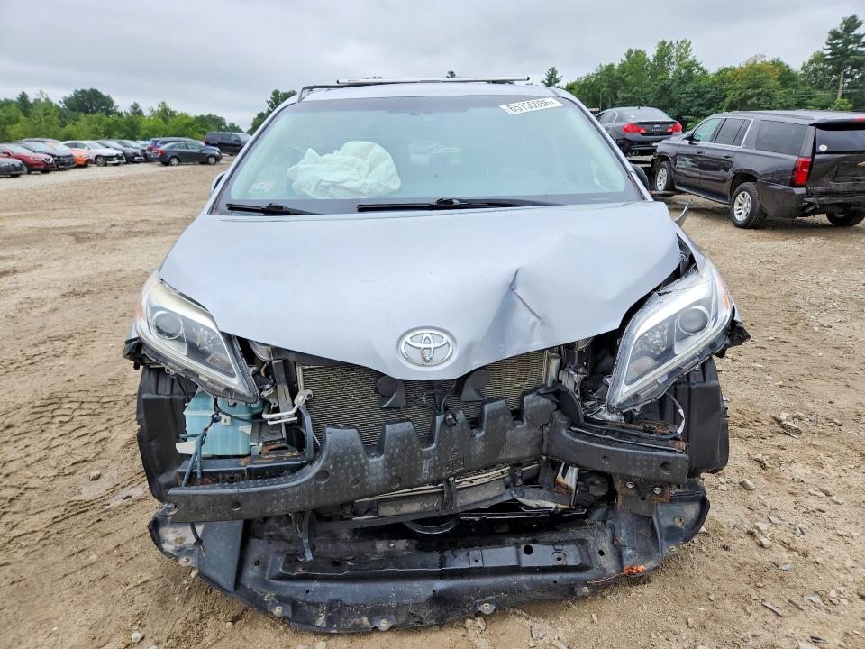 Photo 5 from auction – 2015 TOYOTA SIENNA with VIN 5TDDK3DC1FS095191