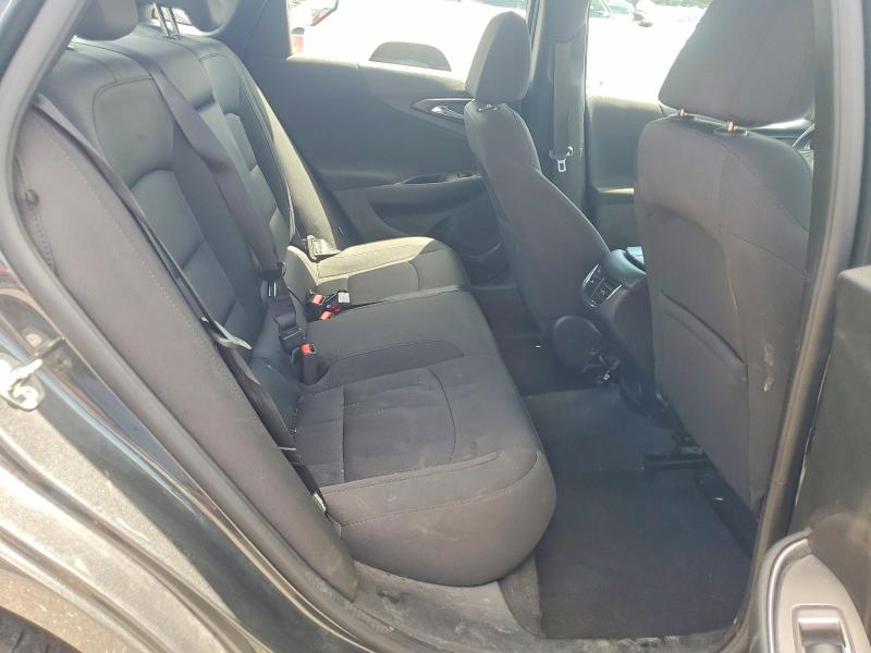 Photo 10 from auction – 2018 CHEVROLET MALIBU with VIN 1G1ZD5ST2JF132037