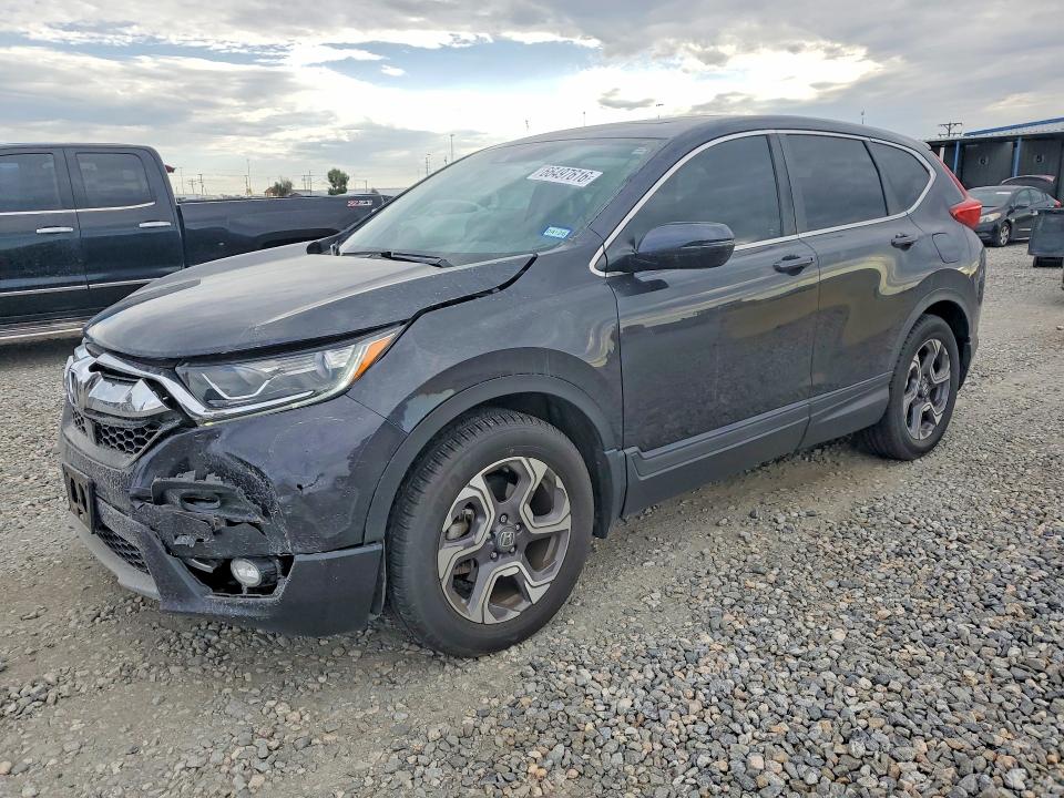 HONDA CR-V 2018 with VIN 7FARW1H52JE026358 - Photo from auction