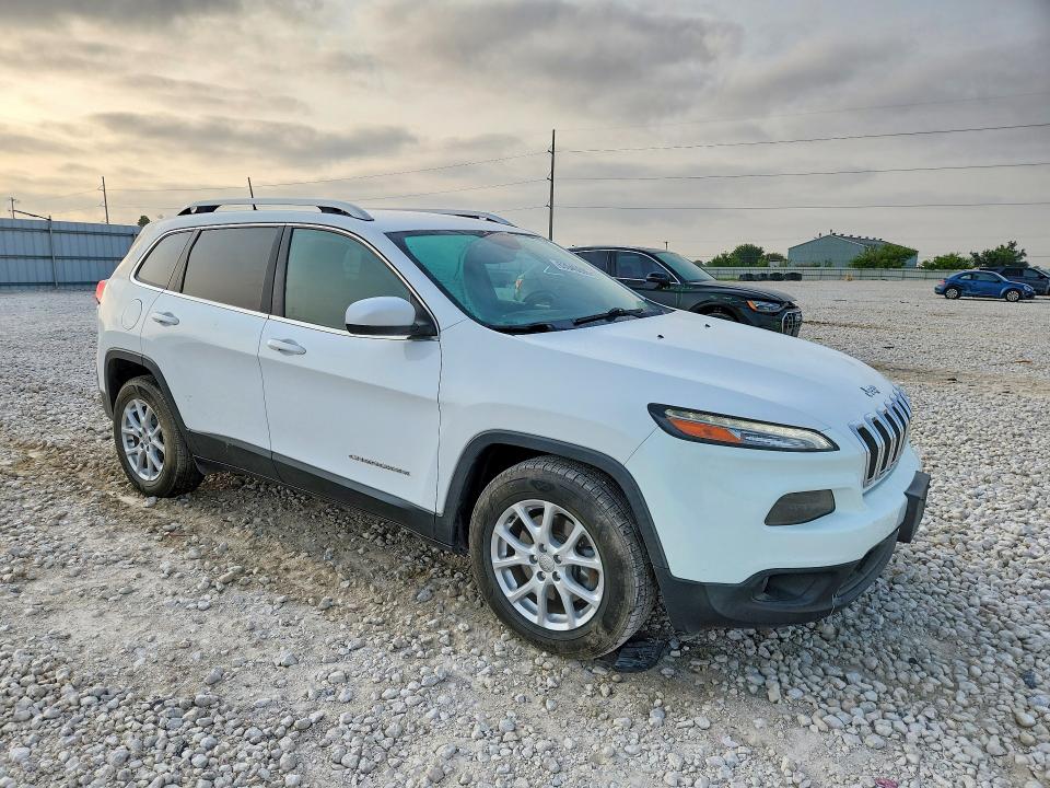 Photo 4 from auction – 2017 JEEP CHEROKEE with VIN 1C4PJLCS1HW663323