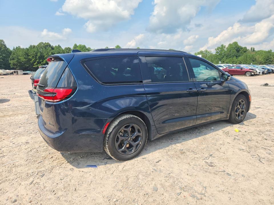Photo 3 from auction – 2021 CHRYSLER PACIFICA with VIN 2C4RC1L7XMR586909