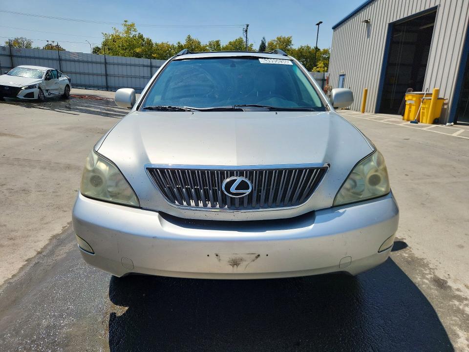 Photo 5 from auction – 2005 LEXUS RX with VIN JTJGA31U050049007