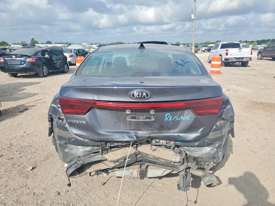 Photo 6 from auction – 2021 KIA FORTE with VIN 3KPF24AD8ME348915