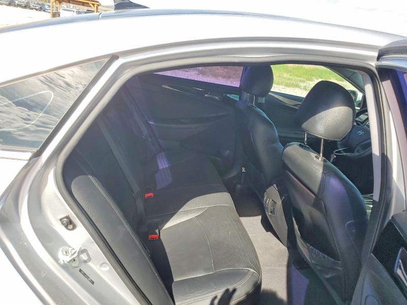 Photo 10 from auction – 2012 HYUNDAI SONATA with VIN 5NPEC4AB3CH335443