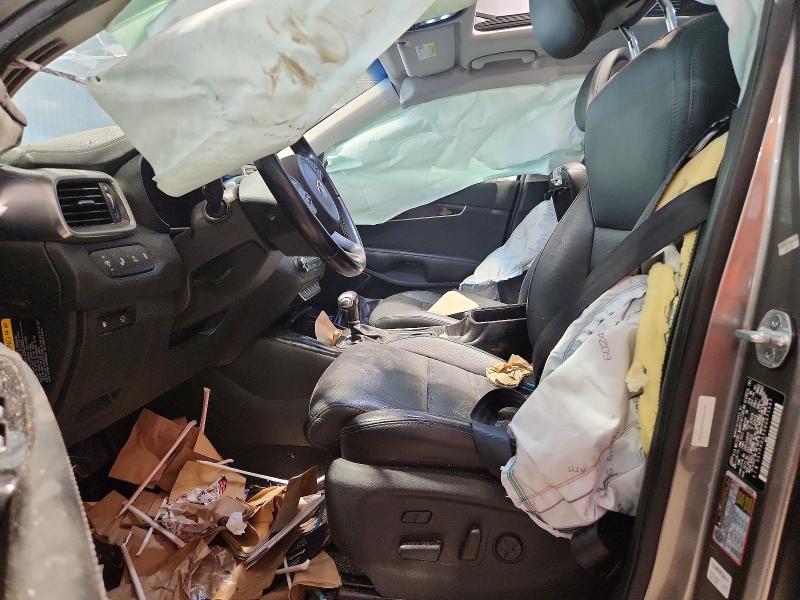 Photo 7 from auction – 2016 KIA SORENTO with VIN 5XYPKDA55GG071547