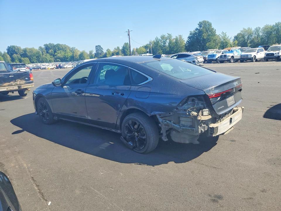 Снимка 2 от търг – 2023 HONDA ACCORD с VIN 1HGCY1F30PA015262