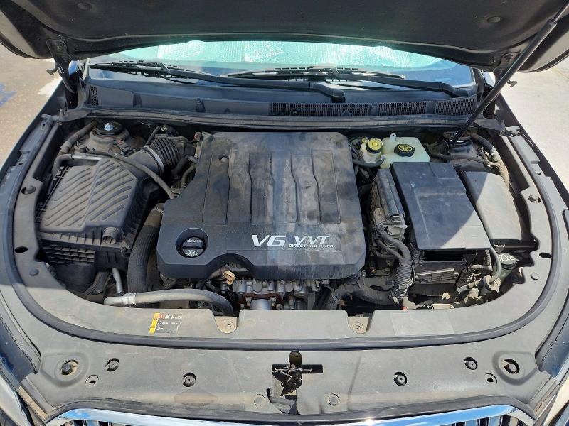 Photo 11 from auction – 2016 BUICK LACROSSE with VIN 1G4GA5G37GF254641