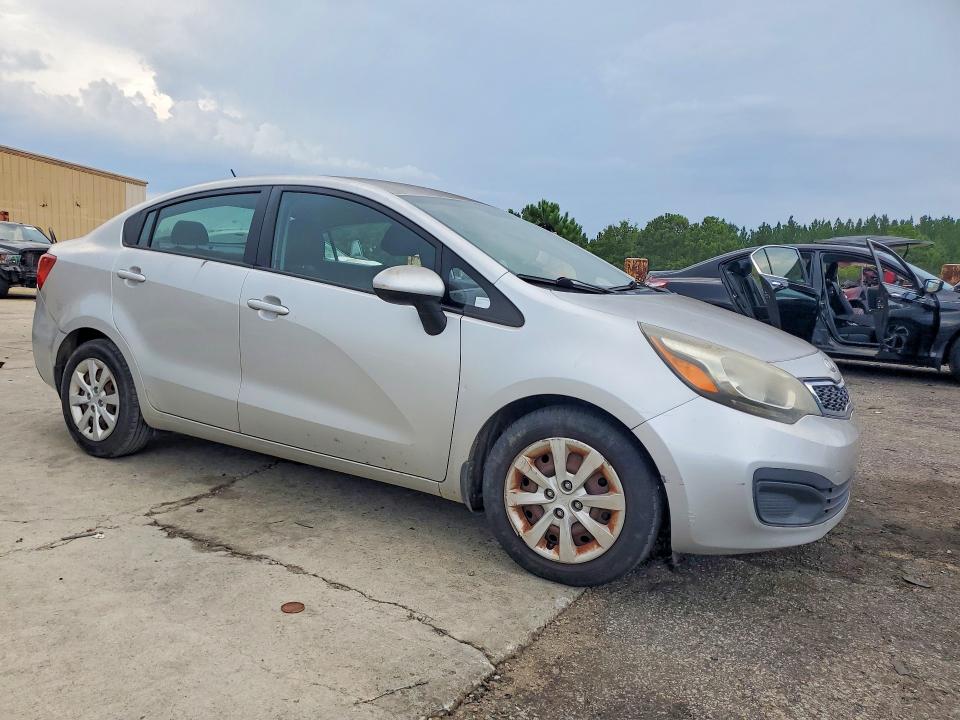Photo 4 from auction – 2012 KIA RIO with VIN KNADN4A3XC6077346