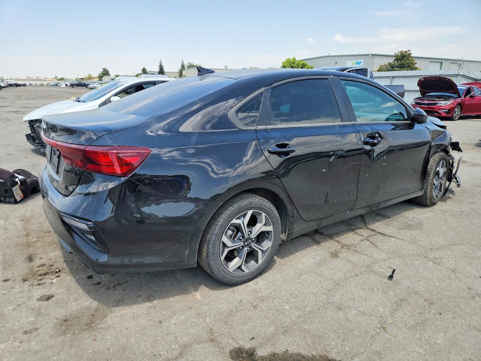 Photo 3 from auction – 2020 KIA FORTE with VIN 3KPF24AD6LE243076