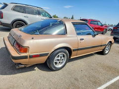 صورة رقم 3 من المزاد - 1982 MAZDA RX7 مع VIN JM1FB3310C0600662