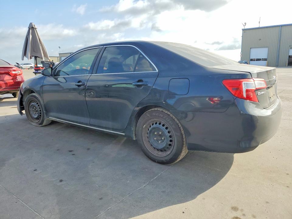 Photo 2 from auction – 2014 TOYOTA CAMRY with VIN 4T1BF1FKXEU421824