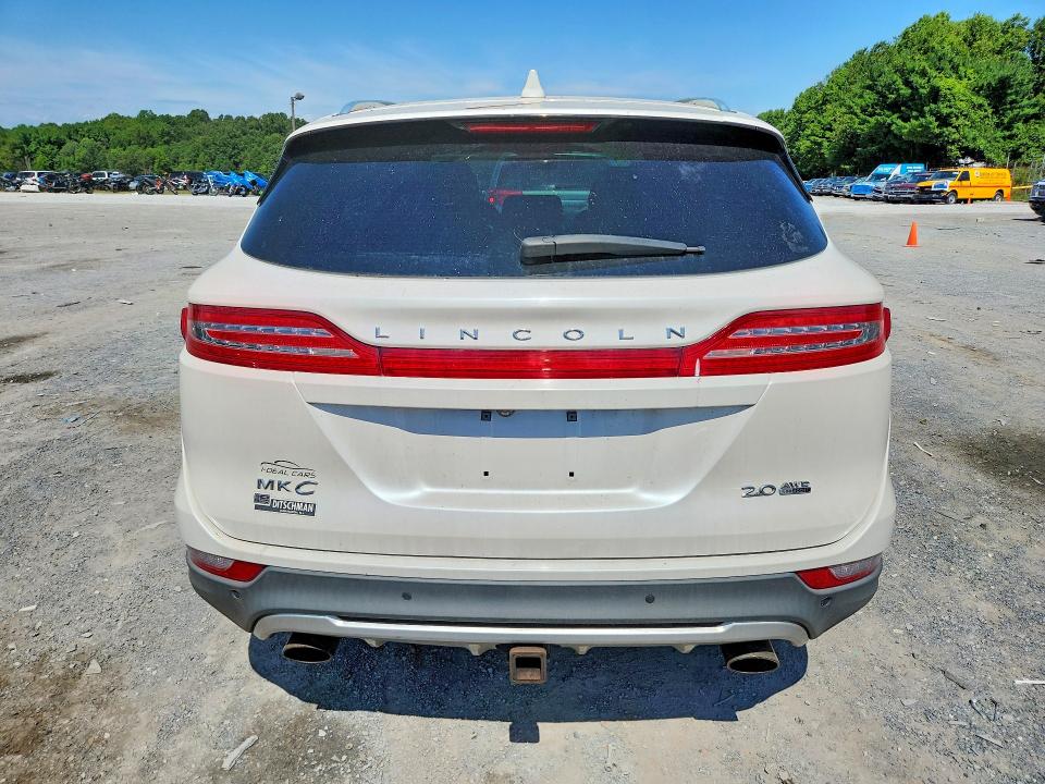 Photo 6 from auction – 2016 LINCOLN MKC with VIN 5LMCJ3D96GUJ12690