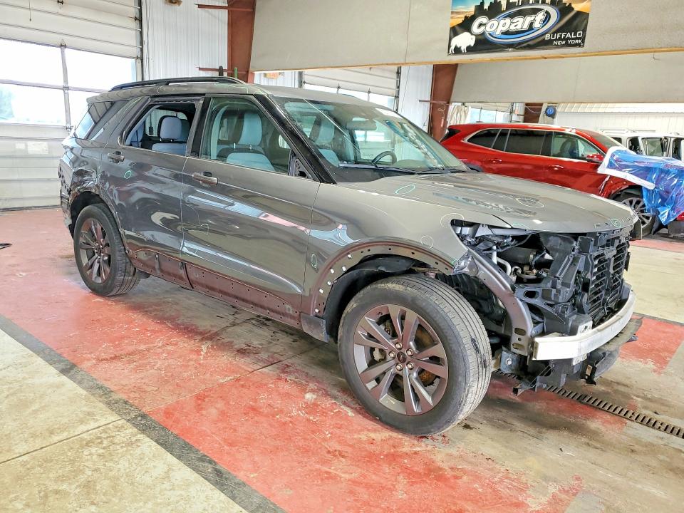 Photo 4 from auction – 2021 FORD EXPLORER with VIN 1FMSK8DH1MGC45884