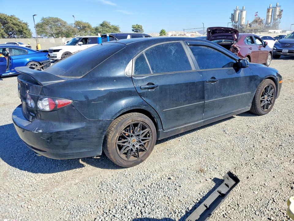 صورة رقم 3 من المزاد - 2007 MAZDA 6 مع VIN 1YVHP84D275M57863