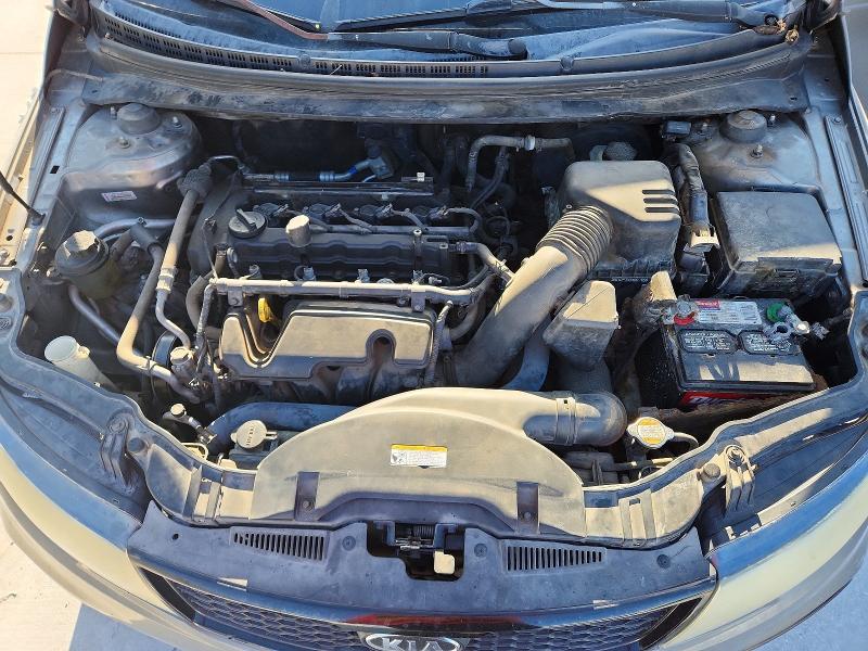 Photo 11 from auction – 2011 KIA FORTE with VIN KNAFW6A33B5330299