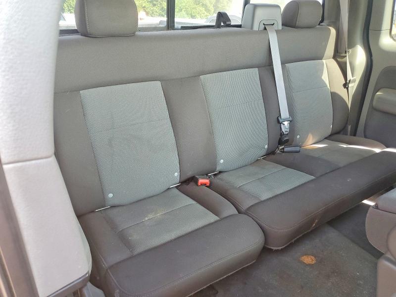 Photo 10 from auction – 2004 FORD F150 with VIN 1FTRX14W94NB54366