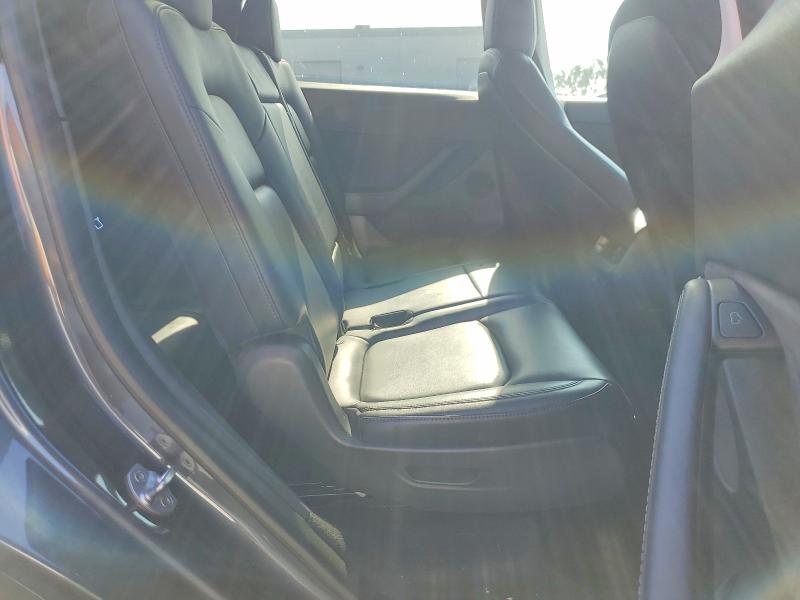Photo 11 from auction – 2021 TESLA MODEL Y with VIN 5YJYGAEE8MF180229
