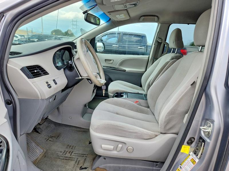 Фото 7 с аукциона – 2012 TOYOTA SIENNA с VIN 5TDKK3DC2CS248860