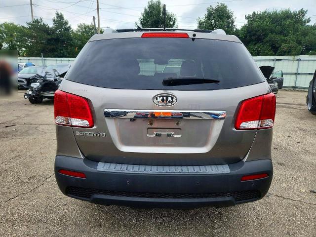 Photo 6 from auction – 2011 KIA SORENTO with VIN 5XYKT3A17BG171365