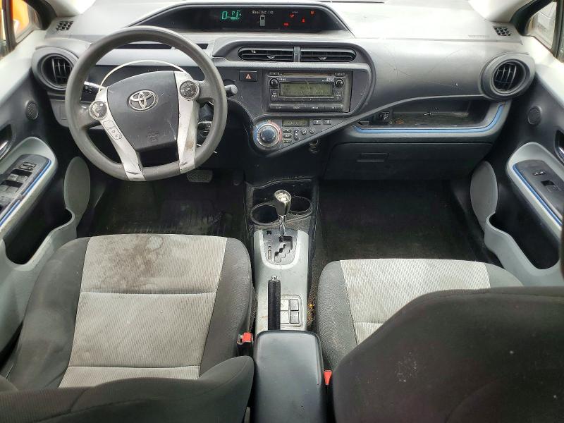 Photo 8 from auction – 2013 TOYOTA PRIUS C with VIN JTDKDTB32D1538513