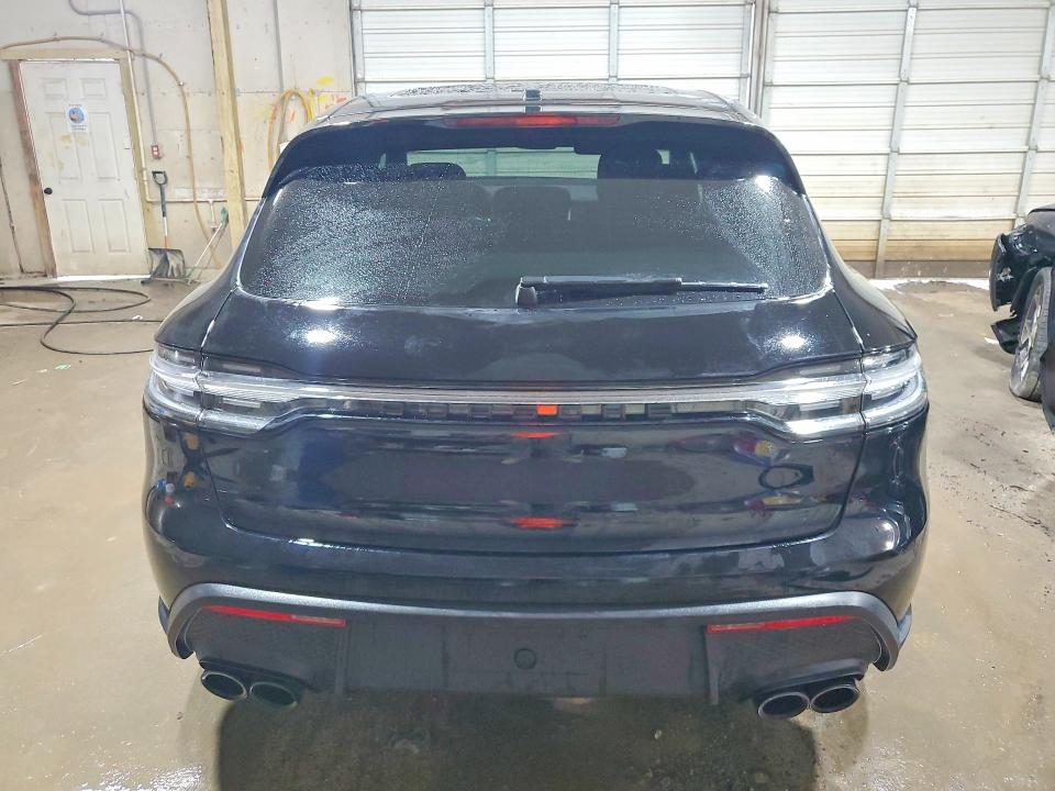 Photo 6 from auction – 2022 PORSCHE MACAN with VIN WP1AG2A52NLB20151