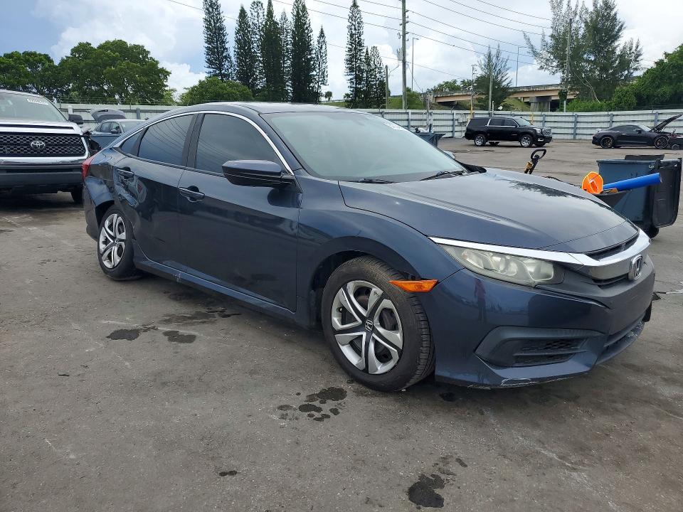 Photo 4 from auction – 2016 HONDA CIVIC with VIN 19XFC2F5XGE050616
