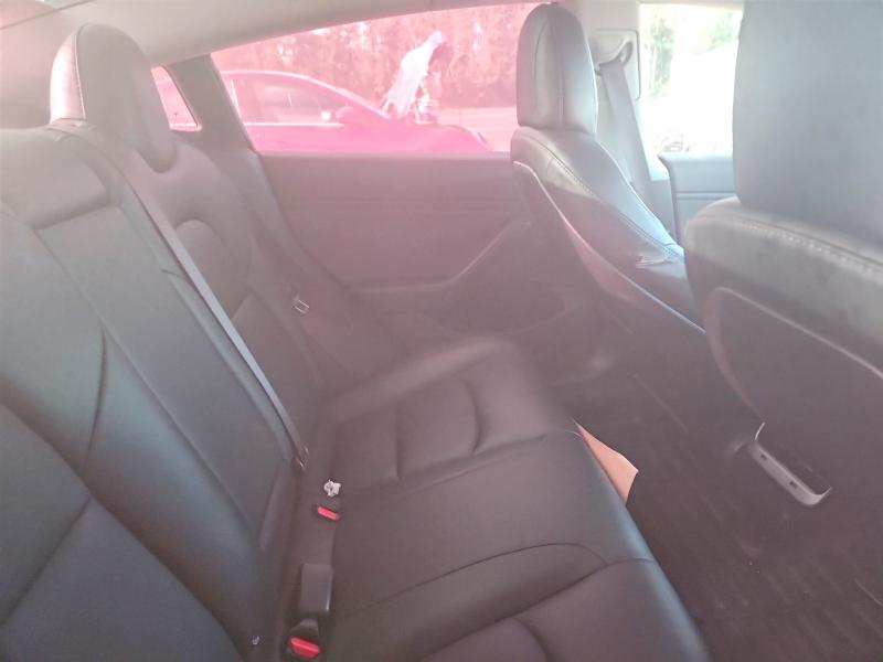 Photo 10 from auction – 2018 TESLA MODEL 3 with VIN 5YJ3E1EB6JF107698
