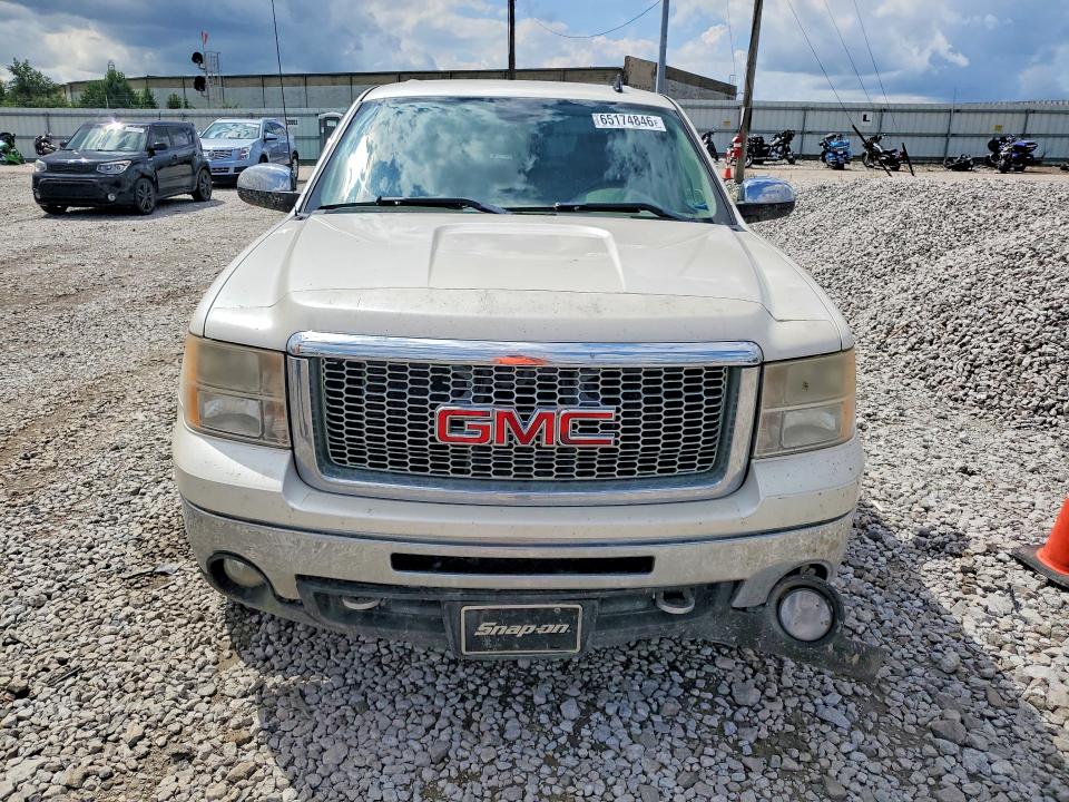 Zdjęcie 5 z aukcji – 2011 GMC SIERRA z VIN 3GTP2WE3XBG389419