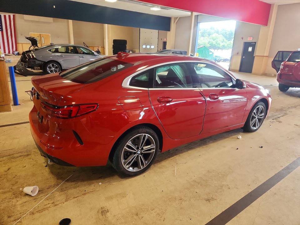 Photo 3 from auction – 2022 BMW 228XI with VIN WBA73AK04N7K48269