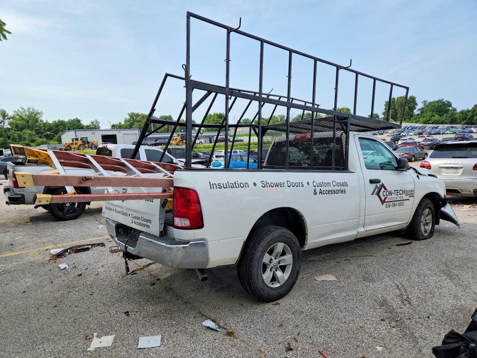 Photo 3 from auction – 2019 RAM 1500 CLASSIC with VIN 3C6JR6DG8KG585579