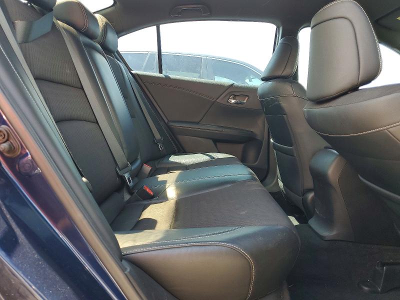 Photo 10 from auction – 2016 HONDA ACCORD with VIN 1HGCR2F65GA030756