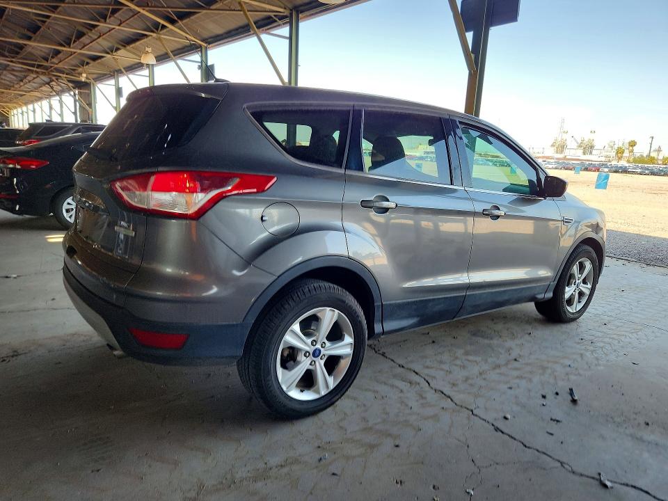 Photo 3 from auction – 2014 FORD ESCAPE with VIN 1FMCU0GX7EUD94838