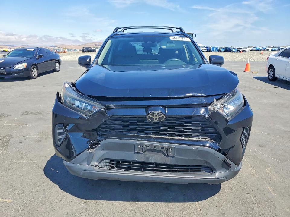 Photo 5 from auction – 2019 TOYOTA RAV4 with VIN JTMH1RFV2KJ008640