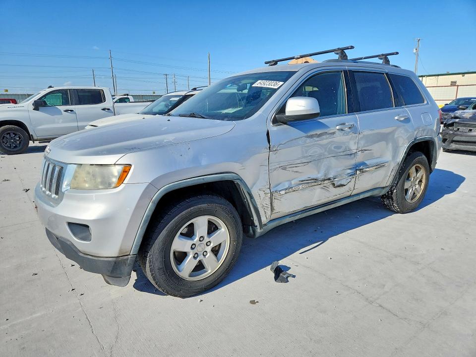 JEEP GRAND CHEROKEE 2011 with VIN 1J4RR4GG7BC553117 - Photo from auction