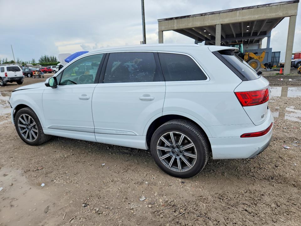 Photo 2 from auction – 2019 AUDI Q7 with VIN WA1LHAF78KD024441