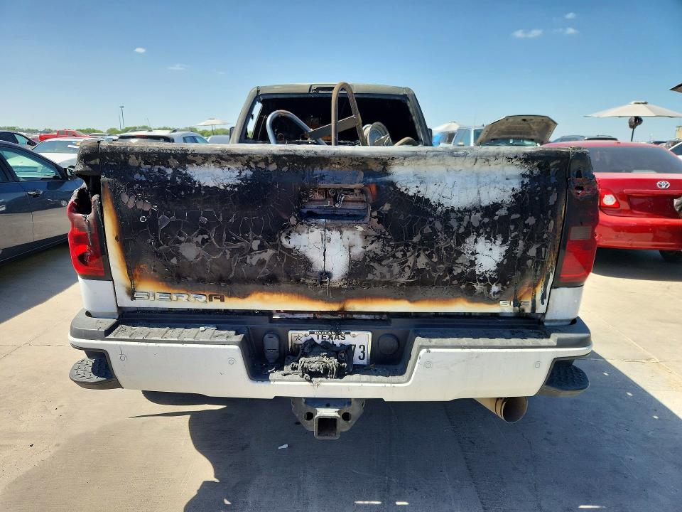 Photo 6 from auction – 2018 GMC SIERRA with VIN 1GT42YEY6JF287612