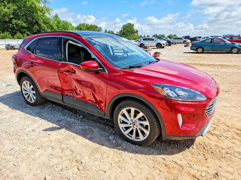 Photo 4 from auction – 2021 FORD ESCAPE with VIN 1FMCU9J94MUA03335